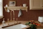 L7 wallpaper from showplace drive by Kim White rust in kitchen
